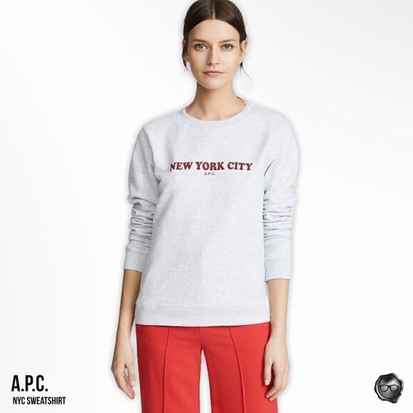 A.P.C. U.S. NEW YORK CITY GRAPHIC SWEATSHIRT IN GREY / GRIS CHINE - Picture 2 of 9